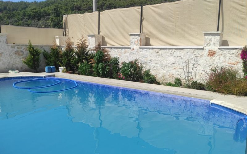 Morilu-95%-Beige-Shade_Net-Fence (13)