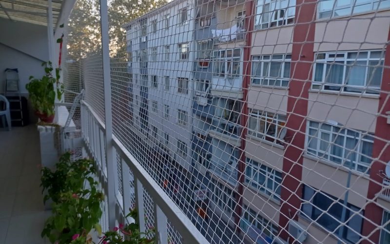 Morilu-Anti_Bird_Net_White-Polyester-2cm (1)