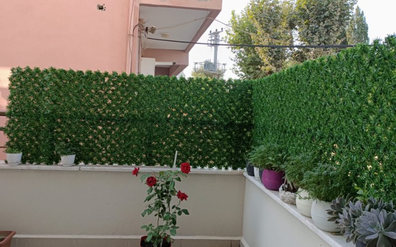 Morilu-Artificial_Grass_Steel_Wire_Fence_Green (11)